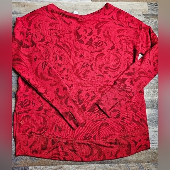 Athleta Coaster Luxe Sweatshirt Holiday 2022 Small Red with Black Swirls pattern - Picture 6 of 10